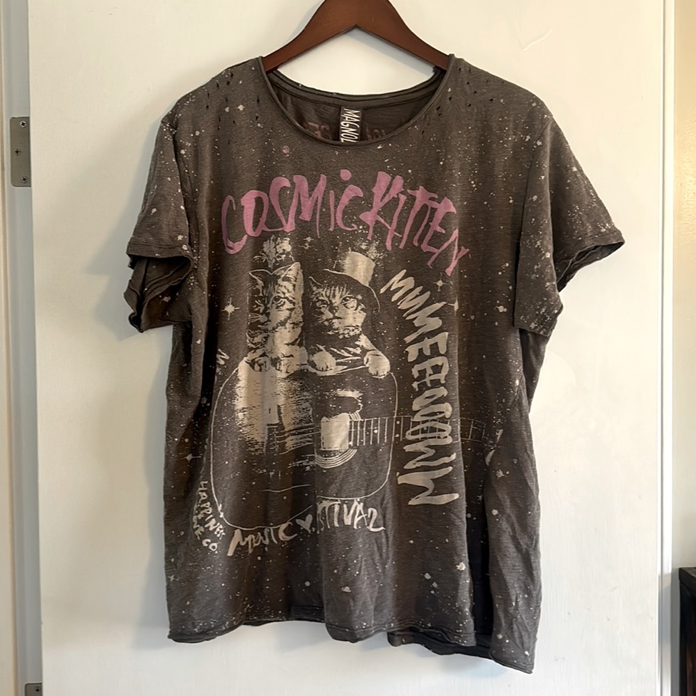 Magnolia Pearl Cosmic Kitten Boyfriend T, Ozzy